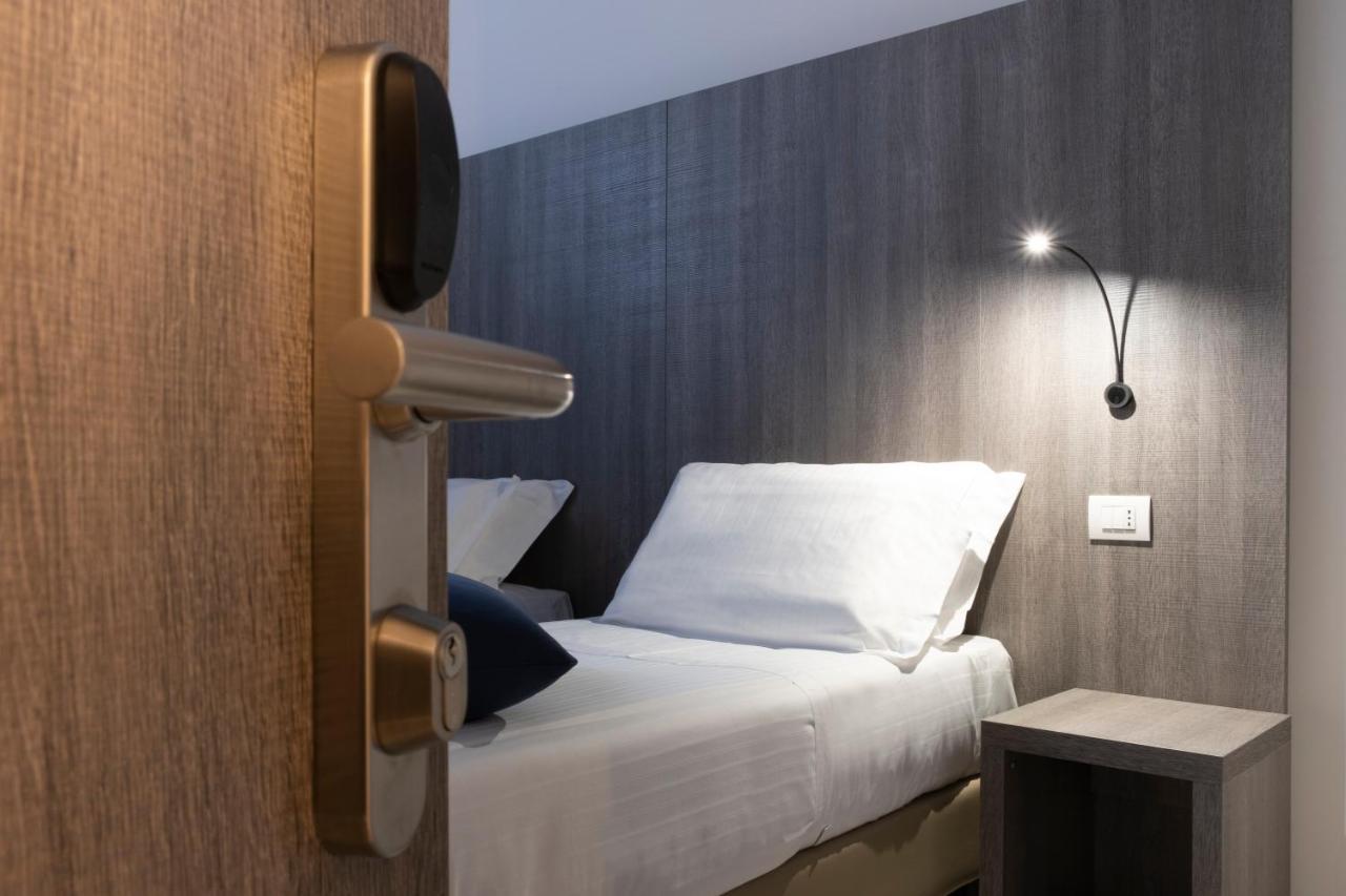 Hotel Salus Locazione Turistica Werona Zewnętrze zdjęcie